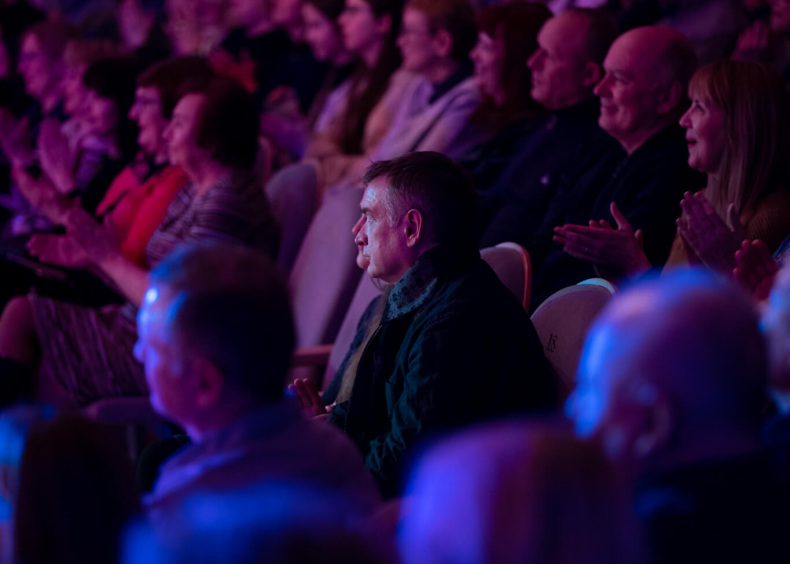 SVINGUOJANTIS VALENTINAS SU „THE DITTIES“