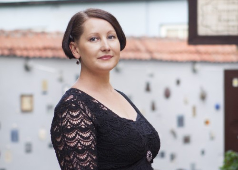 Nora PETROČENKO (mecosopranas)